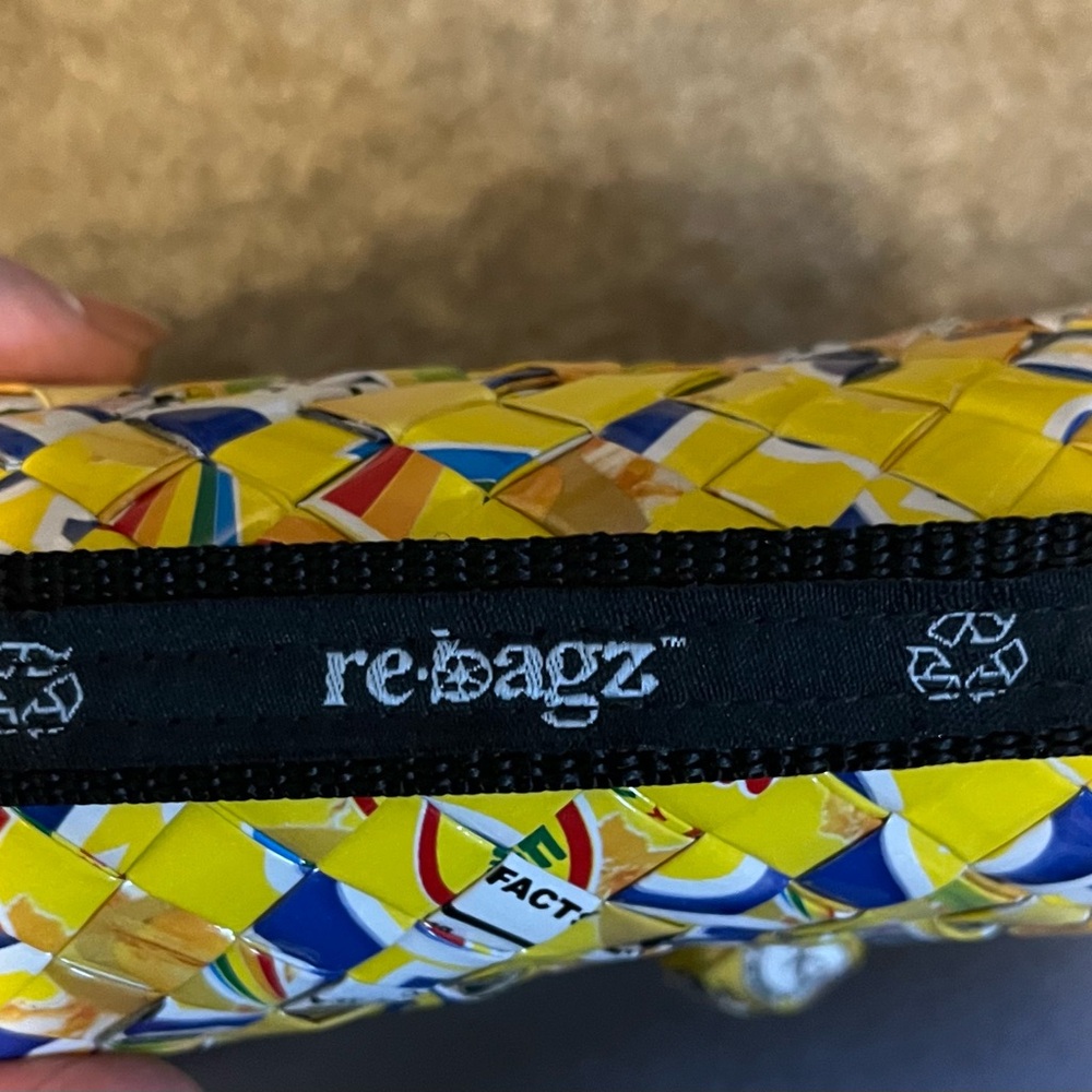 Re*Bagz Half the Sky Recycled Juice Container Woven Crossbody Bag - Picture 9 of 9